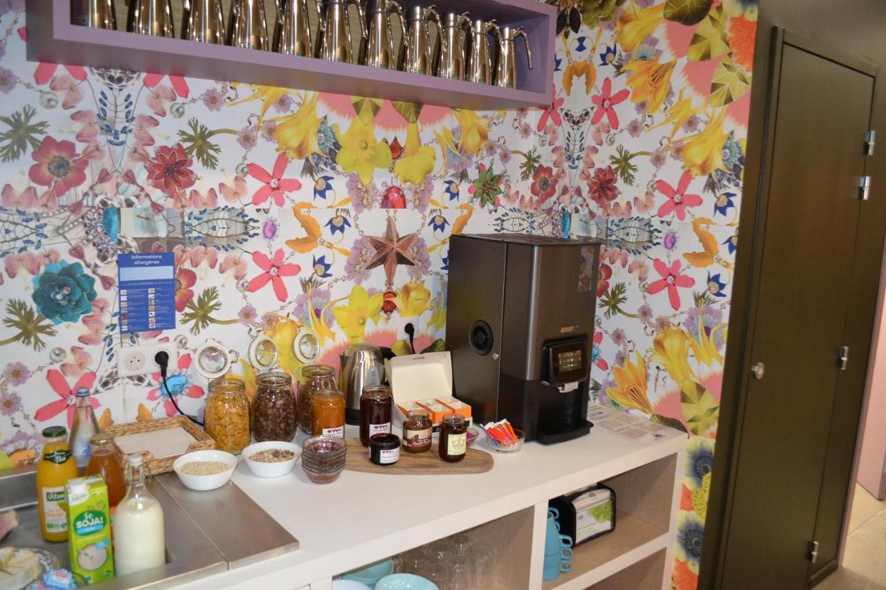 Greet Hotel Rennes Pace Bagian luar foto